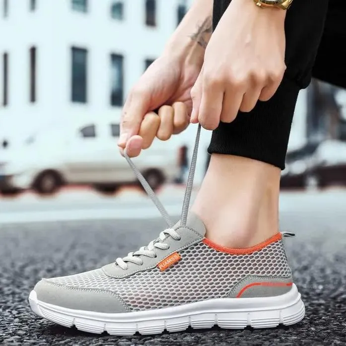 Andningsaktiva sneakers i mesh fr mn