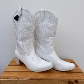Boots Womens 8.5