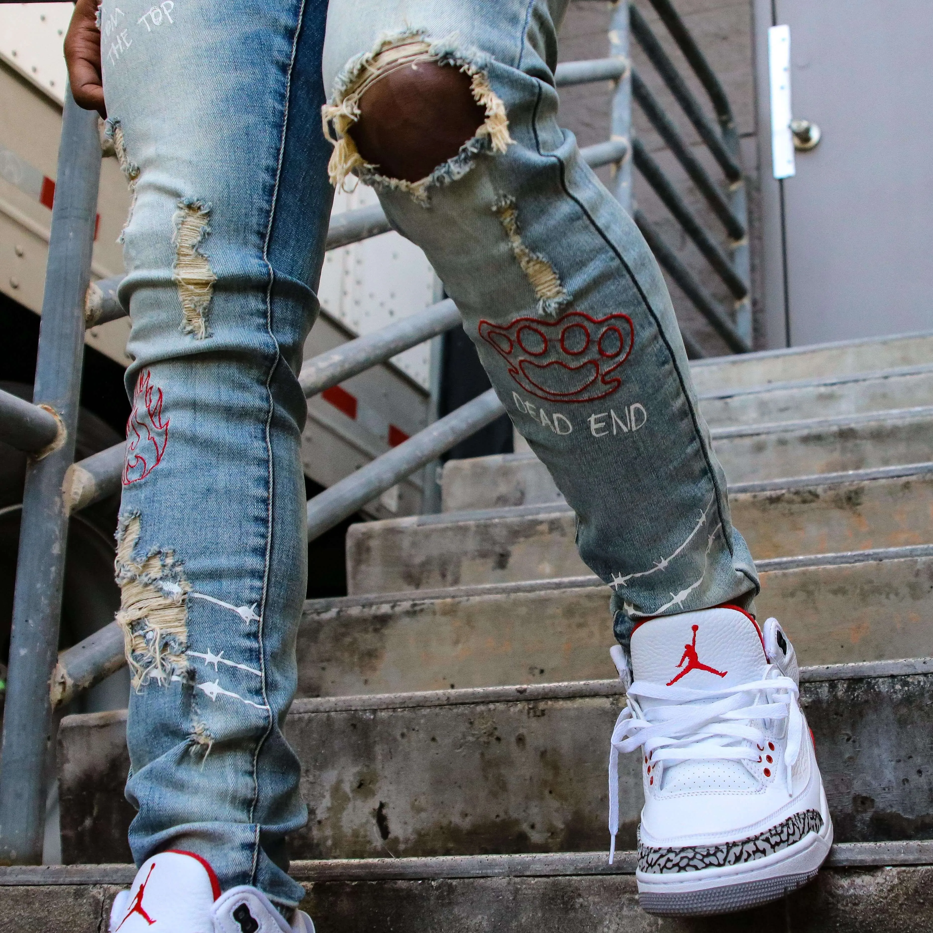 DEAD END DENIM