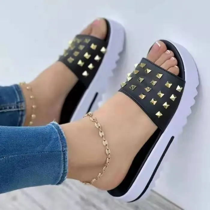 Fashion thick bottom round head rivet women's slippers HPSD214
