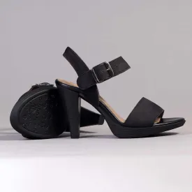 Froggie Mia Leather Ankle Strap Heel - Black