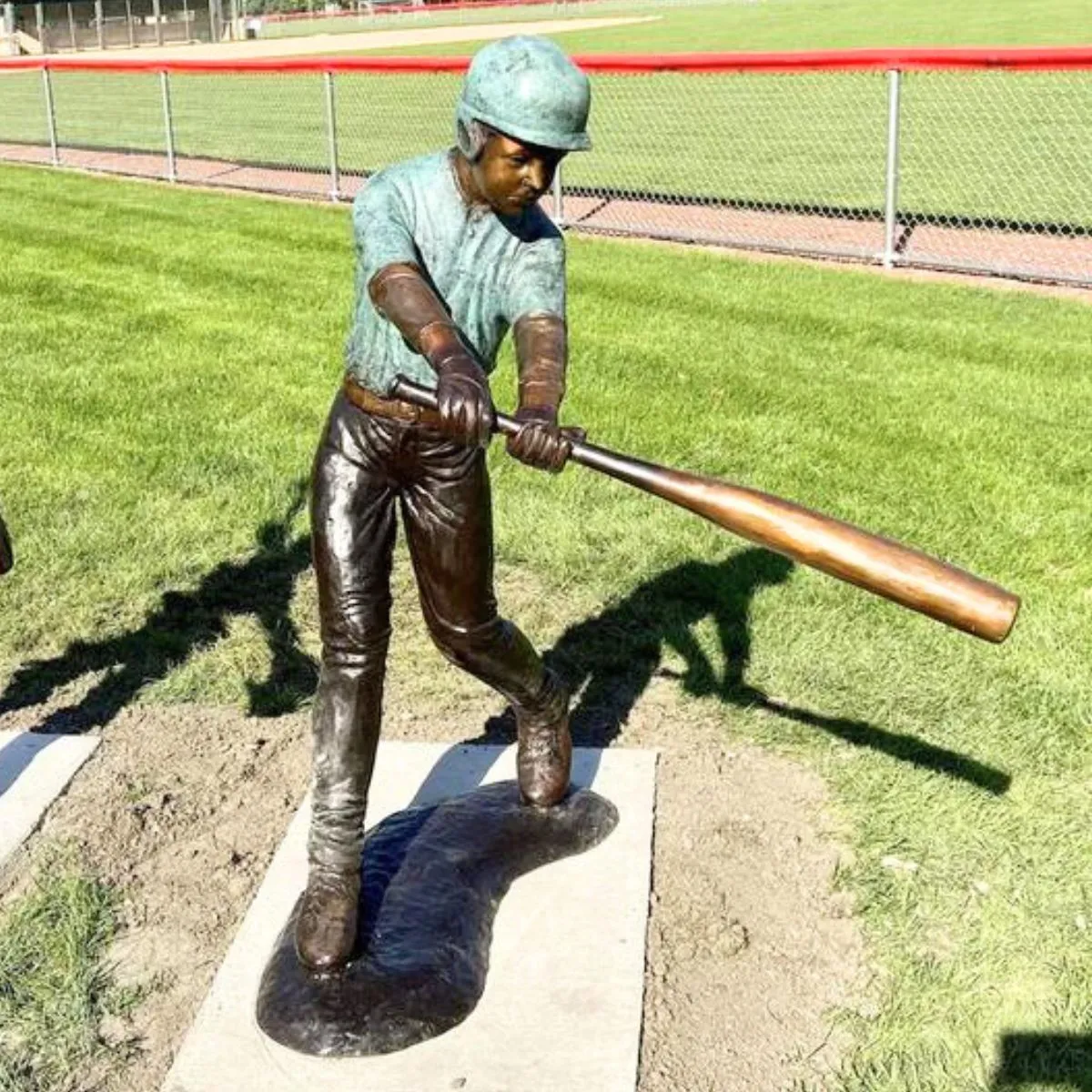 Swing for the Fences, Baseball Statue