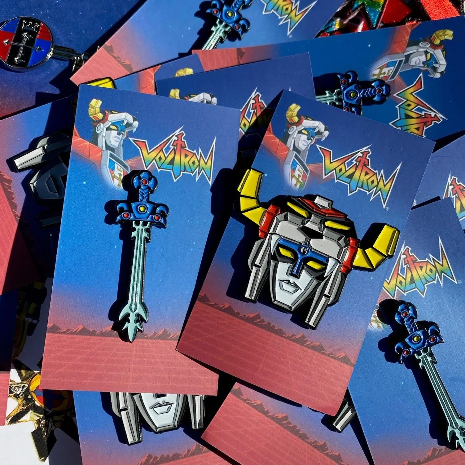 Voltron Head Pin BRAND NEW